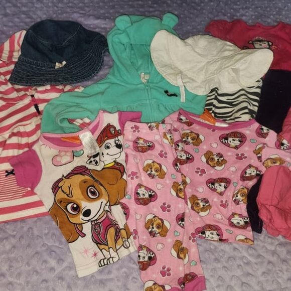 Girls' 12-Month Clothing Bundle - Picture 1 of 11